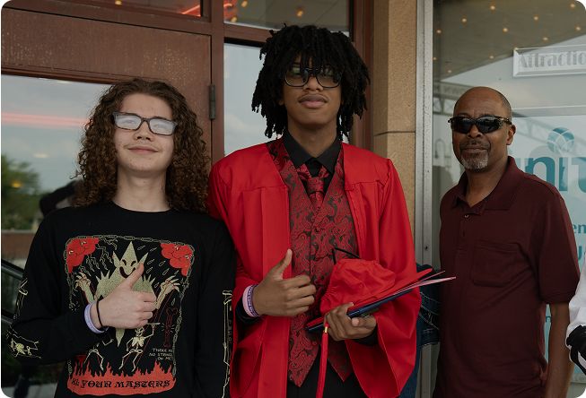 ابتسامة العائلة